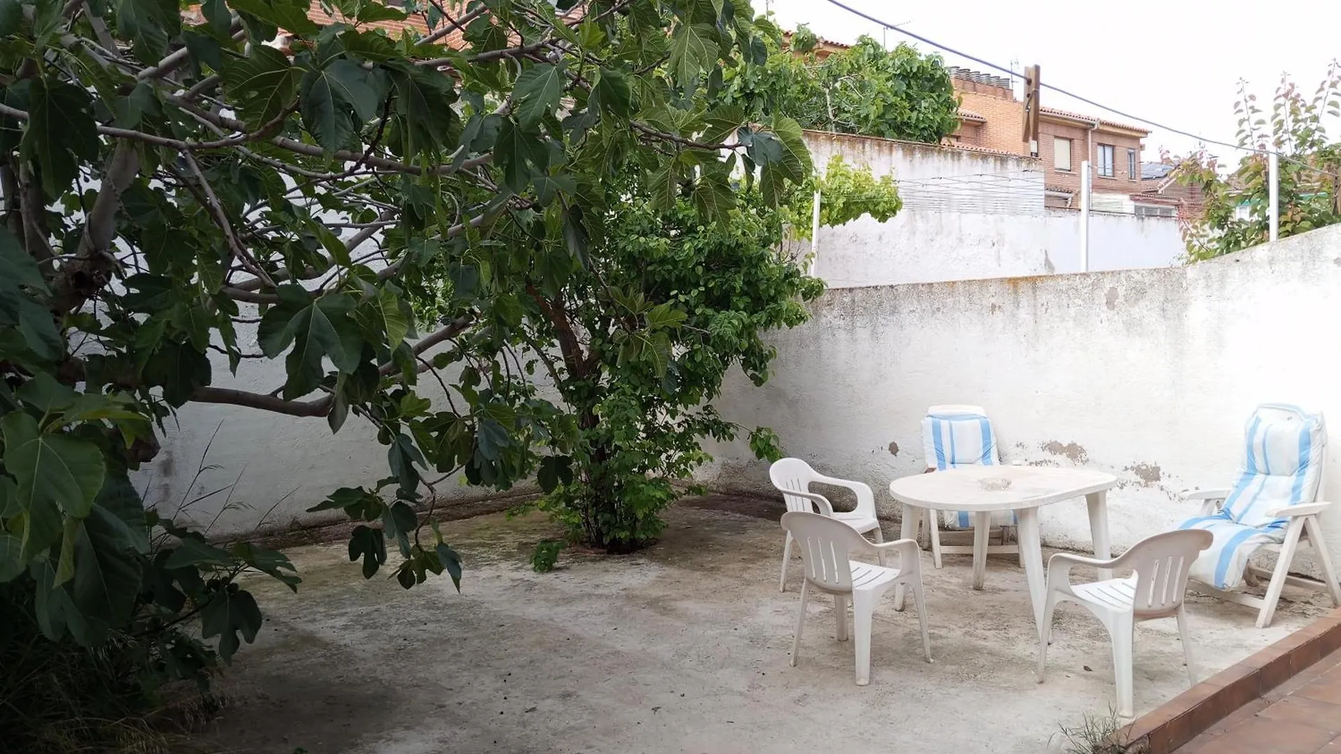 לינה וארוחת בוקר Habitacion Privada Familiar טולדו ספרד