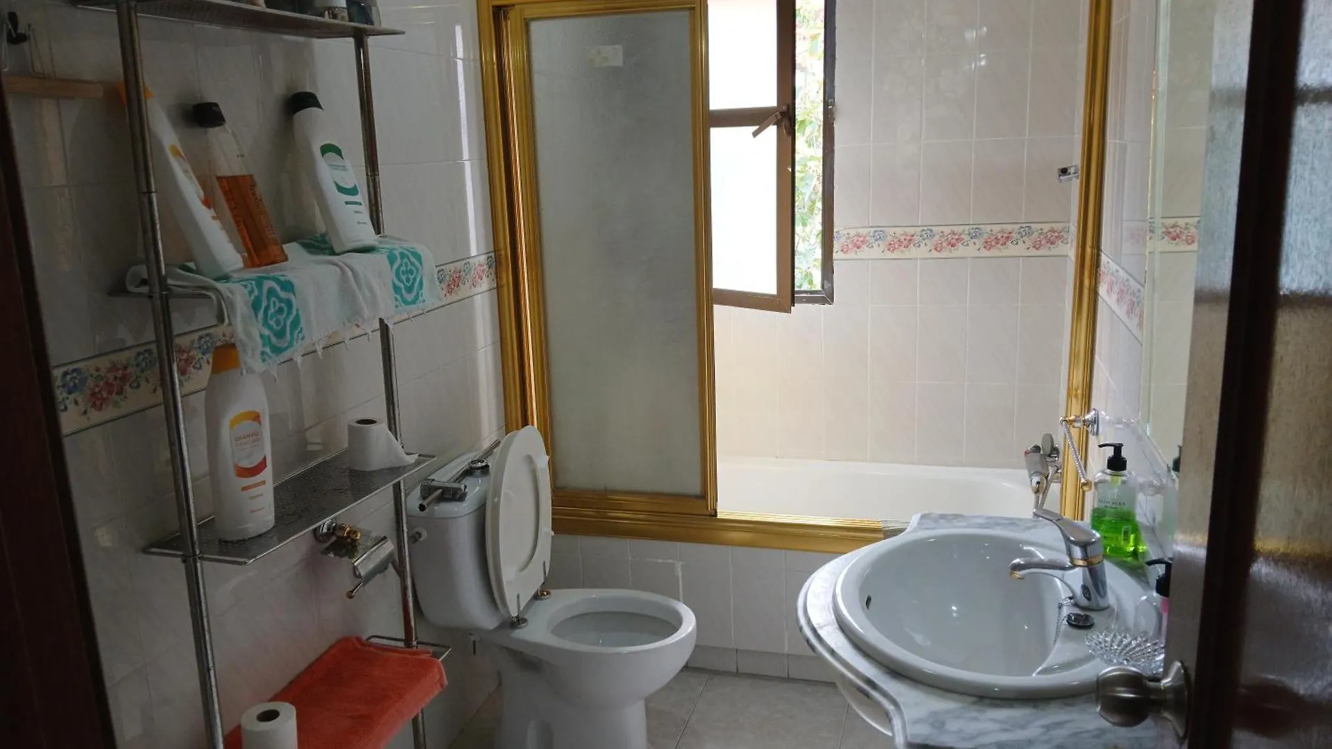 לינה וארוחת בוקר Habitacion Privada Familiar טולדו ספרד